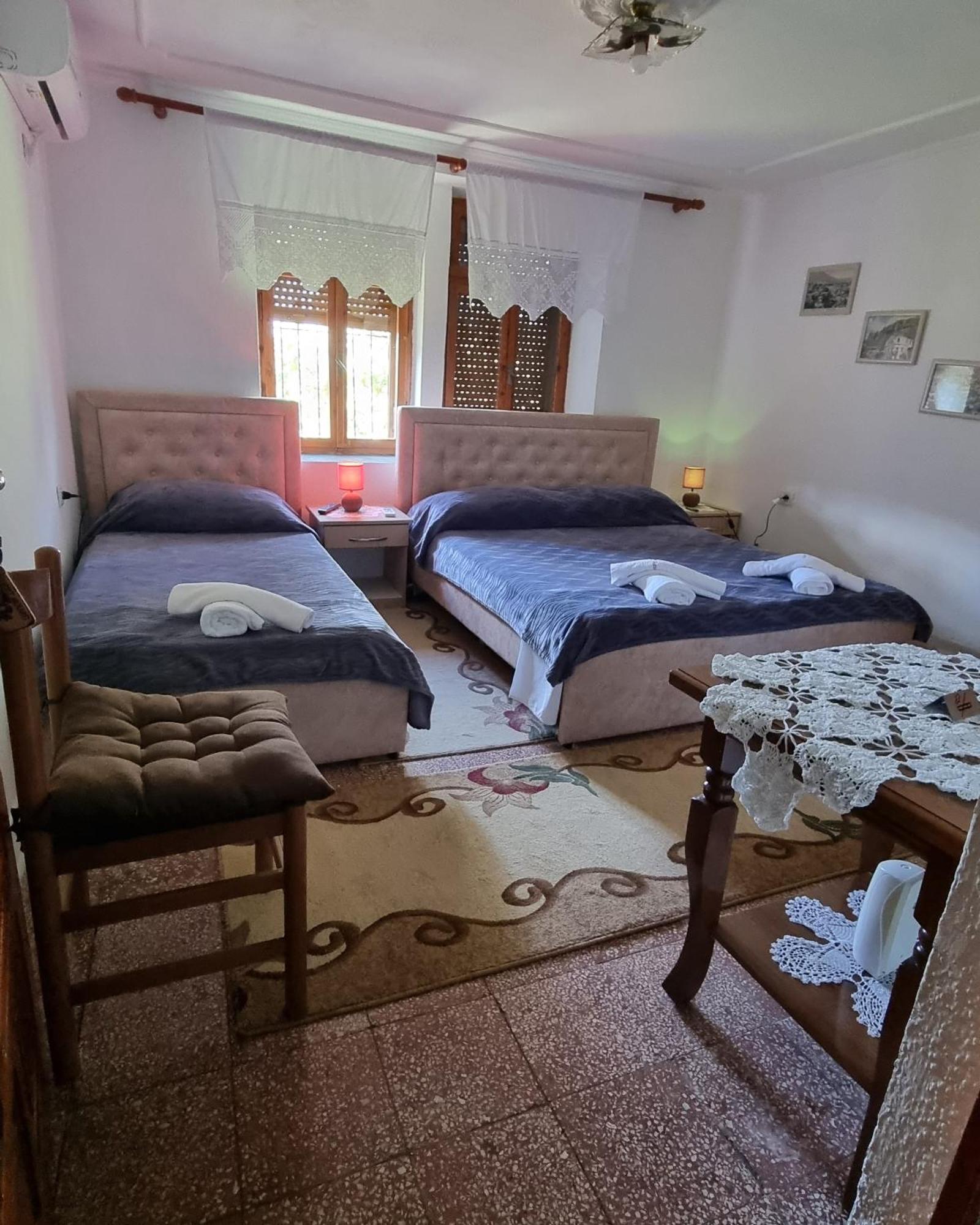 Guesthouse Arber Gjirokaster Luaran gambar