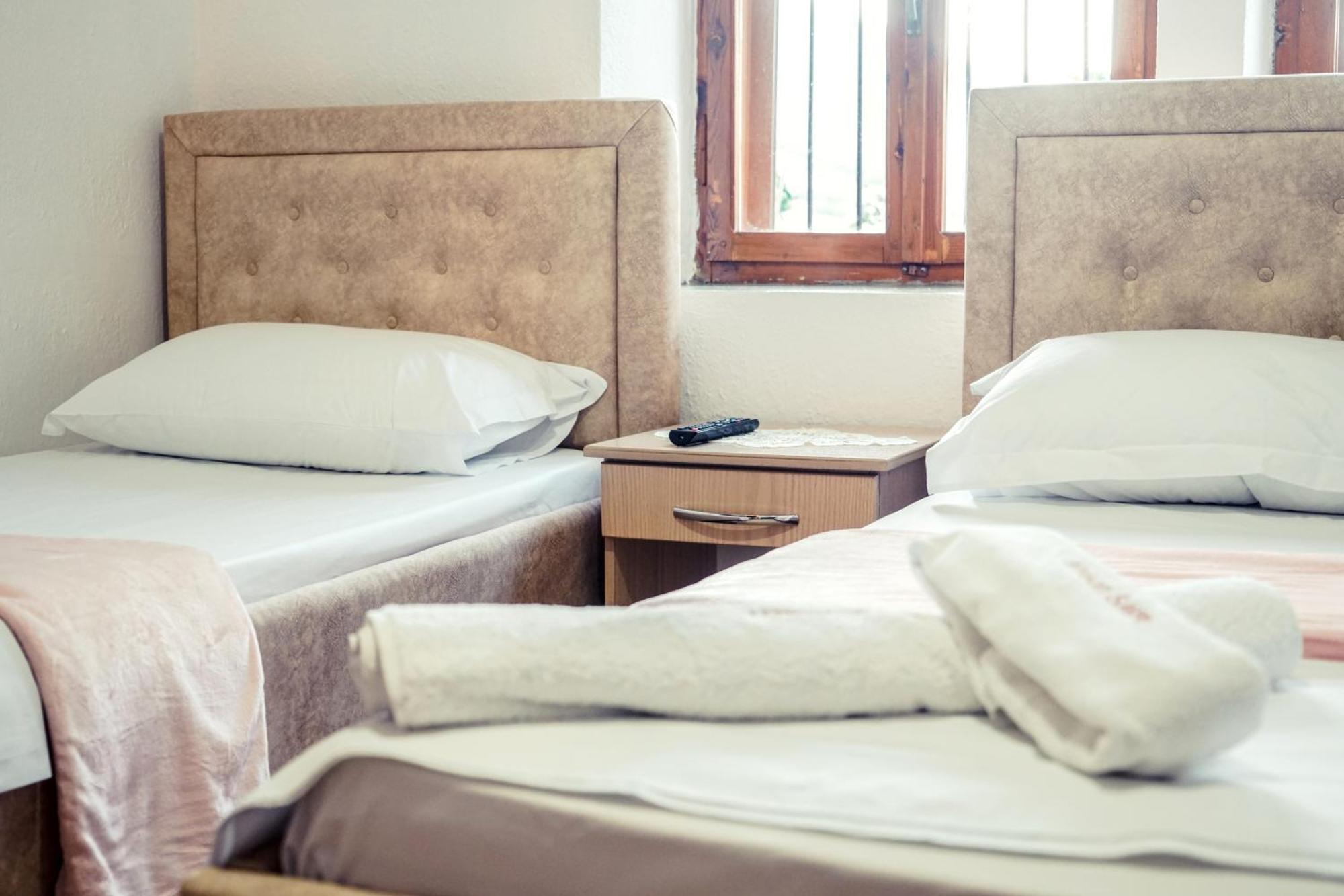 Guesthouse Arber Gjirokaster Luaran gambar