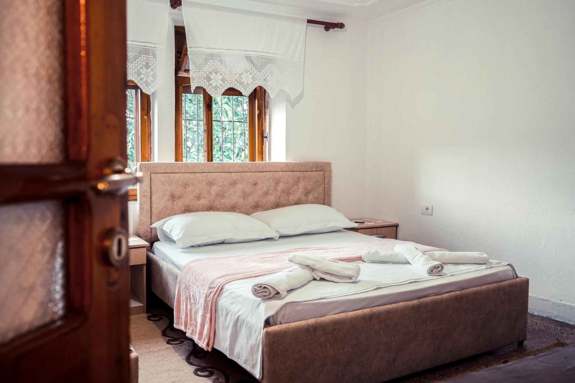Guesthouse Arber Gjirokaster Luaran gambar