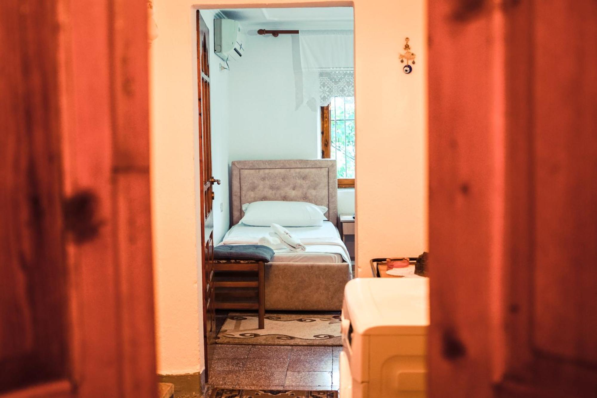 Guesthouse Arber Gjirokaster Luaran gambar