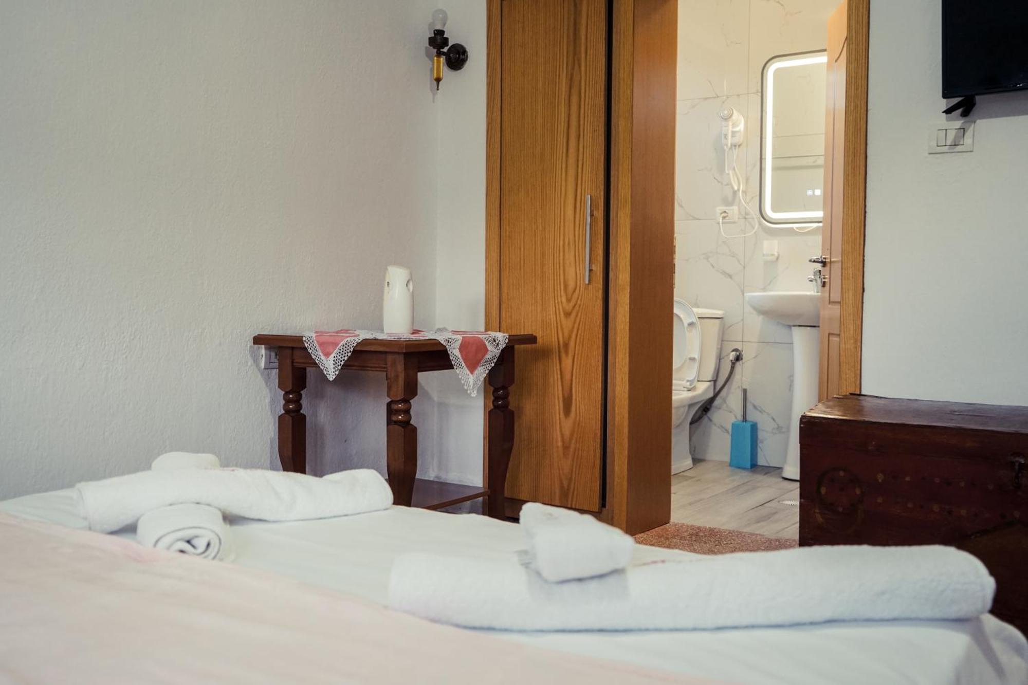 Guesthouse Arber Gjirokaster Luaran gambar